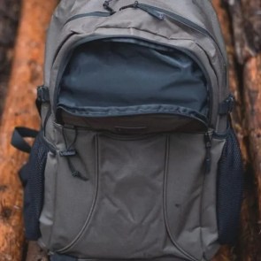 gunhild-backpack-shaggy-beeches-05-600x600